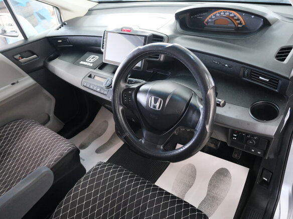 2010 Honda Freed I, серый - вид 9