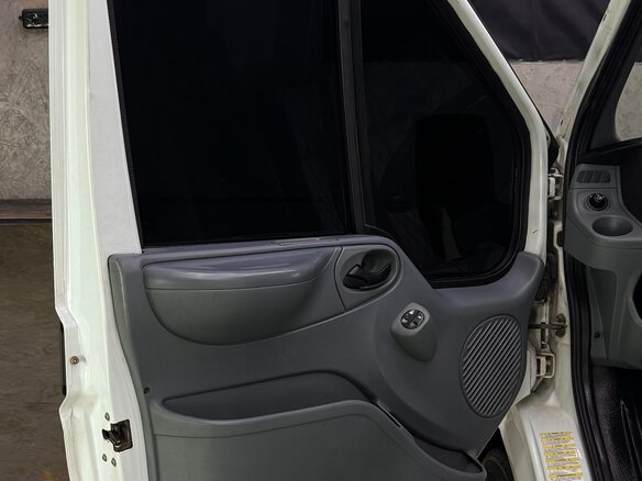 2011 Ford Transit, белый, 1600000 рублей - вид 8