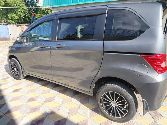 2008 Honda Freed I, серый, 900000 рублей - вид 2