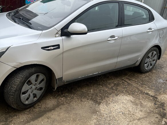 2016 Kia Rio III Рестайлинг, белый, 590000 рублей - вид 2