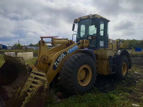 2013 XCMG ZL50GV, жёлтый, 3100000 рублей - вид 2
