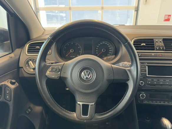 2014 Volkswagen Polo V, белый, 619000 рублей - вид 17