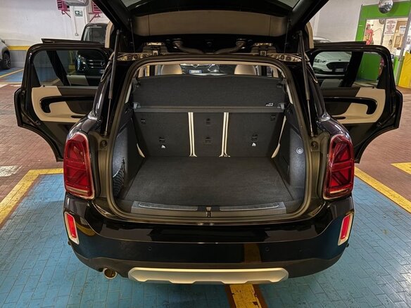 2023 Mini Countryman Cooper D II Рестайлинг, чёрный - вид 12