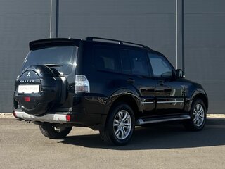 2013 Mitsubishi Pajero IV Рестайлинг 1, чёрный, 2190000 рублей, вид 5