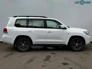 2011 Toyota Land Cruiser 200 Series, белый, 2049000 рублей, вид 4