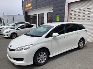 2017 Toyota Wish II Рестайлинг, белый, 1277009 рублей, вид 2