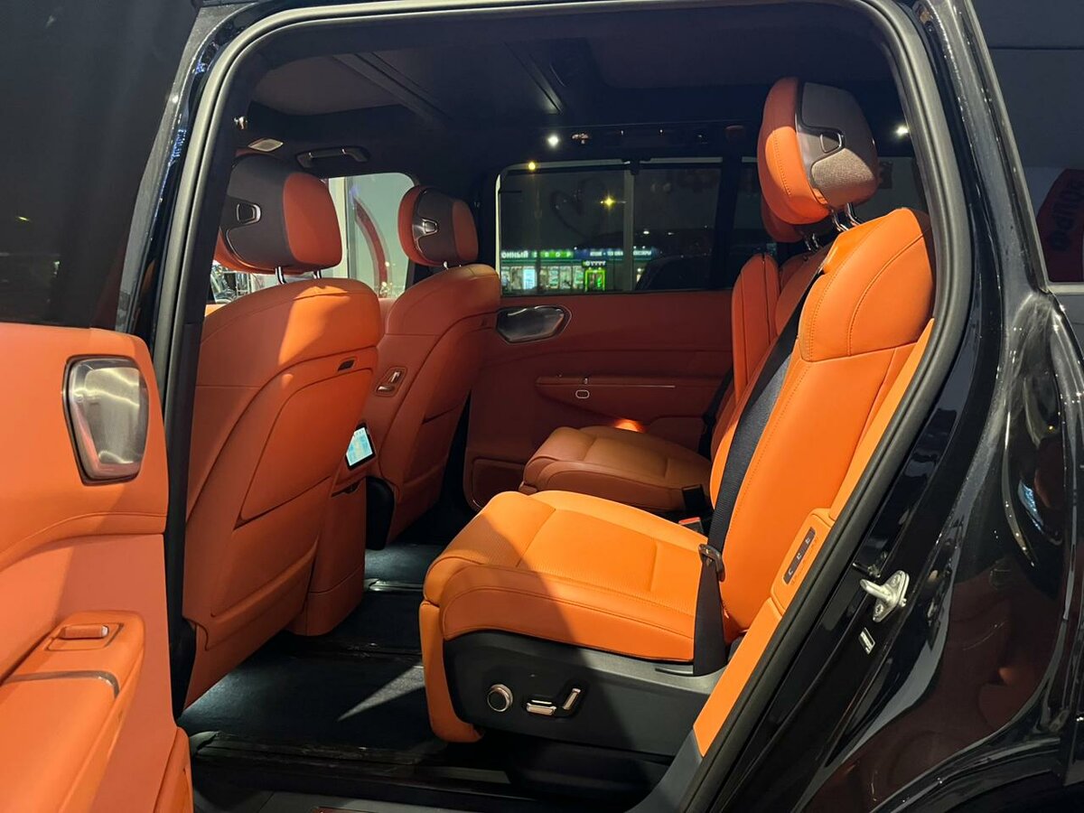 Открыть фотографии: Lynk & Co 900