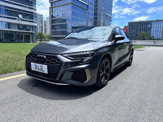 2023 Audi A3 Sportback 35 TFSI IV (8Y), серый, 1759017 рублей, вид 1