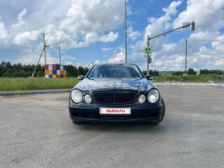 2004 Mercedes-Benz E-Класс 240 III (W211, S211), чёрный, 700000 рублей, вид 1