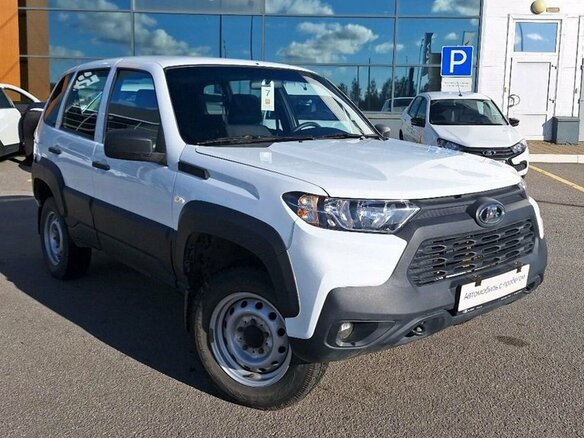 2022 Lada (ВАЗ) Niva Travel I, белый - вид 2