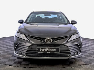 2021 Toyota Camry VIII (XV70) Рестайлинг, чёрный, 2670000 рублей, вид 2