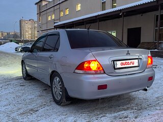 2004 Mitsubishi Lancer IX, серебристый, 420000 рублей, вид 4