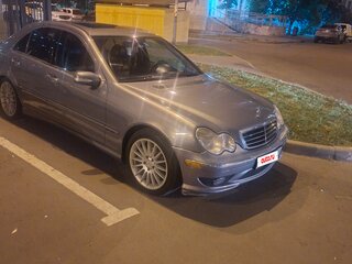 2004 Mercedes-Benz C-Класс 230 II (W203) Рестайлинг, серебристый, 620000 рублей, вид 2