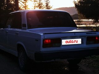 2004 Lada (ВАЗ) 2107, белый, 115000 рублей, вид 4