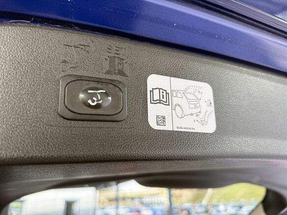 2018 Ford Kuga II Рестайлинг, синий - вид 14