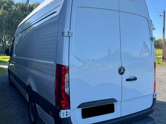 2022 Mercedes-Benz Sprinter, белый, 4700000 рублей - вид 3