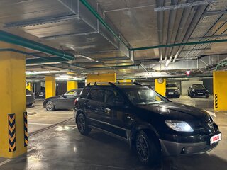 2008 Mitsubishi Outlander I, чёрный, 700000 рублей, вид 3