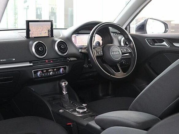 2022 Audi A3 Sportback 30 TFSI IV (8Y), синий, 1415009 рублей - вид 6