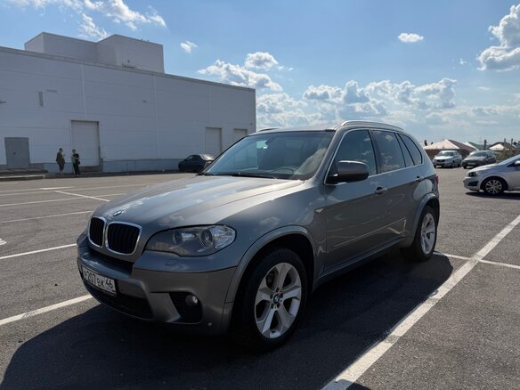 2013 BMW X5 30d II (E70) Рестайлинг, серый, 2000000 рублей