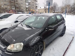 2008 Volkswagen Golf V, чёрный, 600000 рублей, вид 1