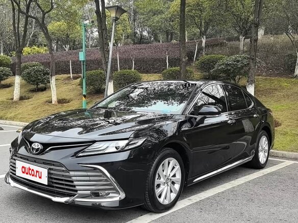 2025 Toyota Camry VIII (XV70) Рестайлинг, чёрный, 4027000 рублей