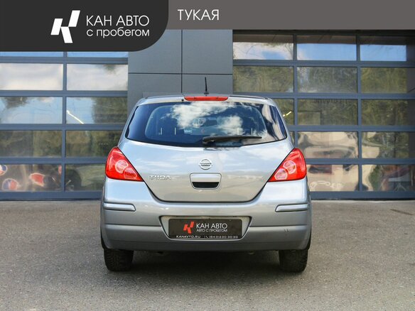2013 Nissan Tiida I Рестайлинг, серый, 638000 рублей - вид 3