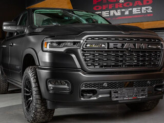 2025 Ram 1500 Crew Cab V Рестайлинг, чёрный, 11998000 рублей, вид 2