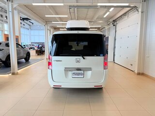 2010 Honda Stepwgn IV, белый, 1449000 рублей, вид 5