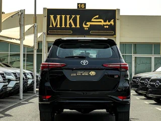 2026 Toyota Fortuner II Рестайлинг, чёрный, 4850000 рублей, вид 5