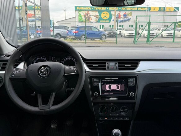 2019 Skoda Rapid I Рестайлинг, белый, 1270000 рублей - вид 8