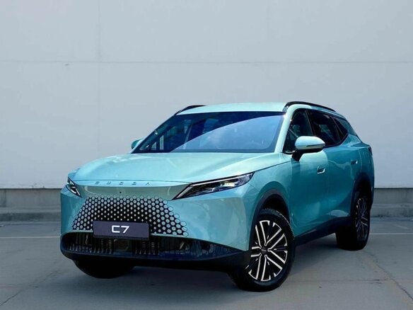 2025 Omoda C7, зелёный, 3266010 рублей