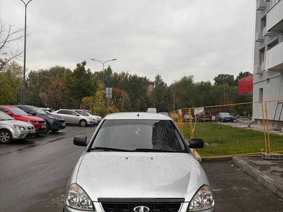2011 Lada (ВАЗ) Priora I, серебристый
