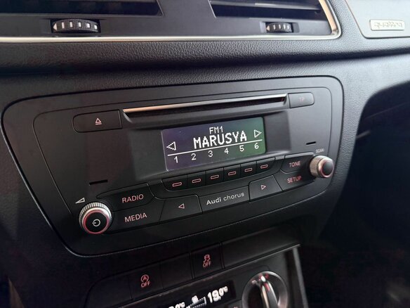 2012 Audi Q3 I (8U), серый - вид 12