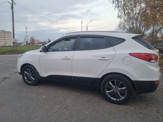 2013 Hyundai ix35 I Рестайлинг, белый, 1250000 рублей, вид 4