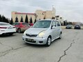 1999 Toyota FunCargo, серый, 449000 рублей - вид 2