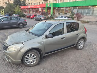 2011 Renault Sandero I, бежевый, 430000 рублей, вид 4