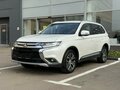 2018 Mitsubishi Outlander III Рестайлинг 2, белый, 1790000 рублей - вид 2