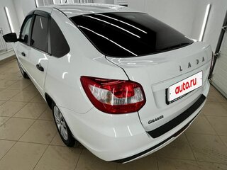 2019 Lada (ВАЗ) Granta I Рестайлинг, белый, 379000 рублей, вид 4