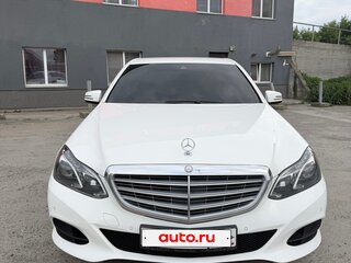 2013 Mercedes-Benz E-Класс 200 IV (W212, S212, C207) Рестайлинг, белый, 1800000 рублей, вид 3