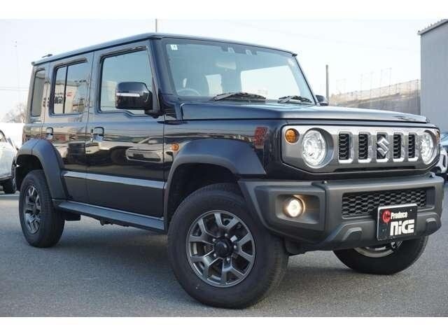 Открыть фотографии: Suzuki Jimny IV
