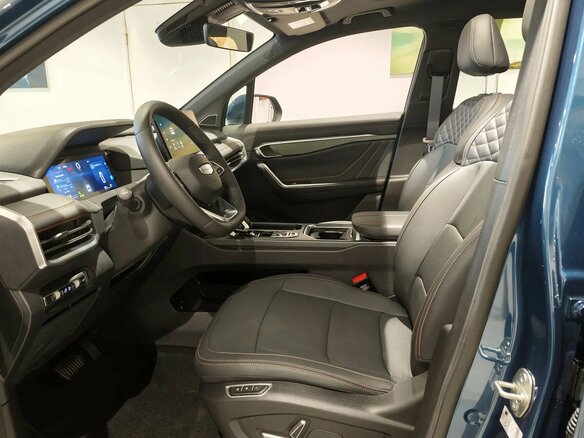 2026 Geely Okavango I Рестайлинг, синий, 4085990 рублей - вид 5
