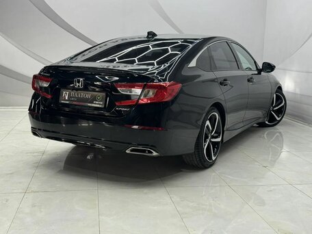 2019 Honda Accord X, чёрный, 1997000 рублей, вид 5