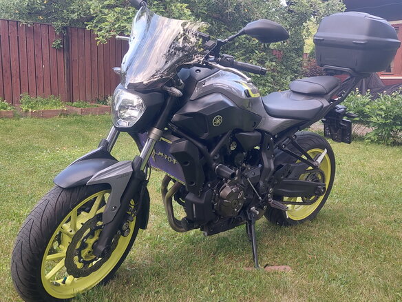 2019 Yamaha MT-07 (FZ-07), серый, 750000 рублей - вид 2