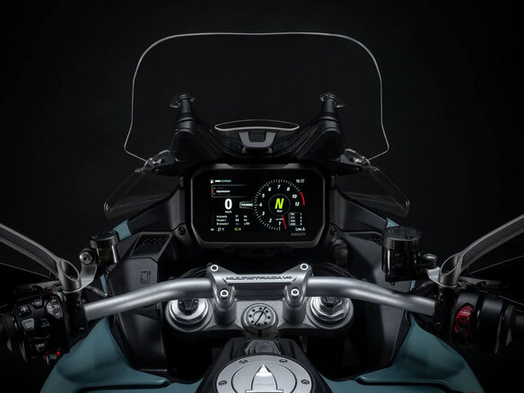 2026 Ducati Multistrada V4, красный, 3650000 рублей - вид 6