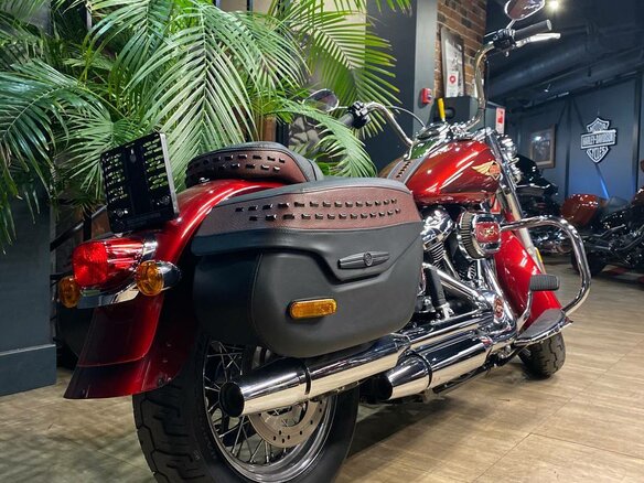 2023 Harley-Davidson Heritage, красный, 2350000 рублей - вид 2