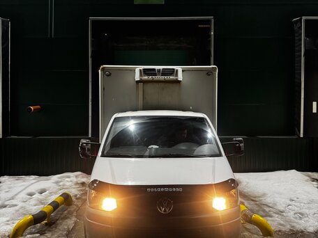 2012 Volkswagen Transporter, белый, 900000 рублей, вид 3