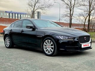 2018 Jaguar XE I, чёрный, 1480000 рублей, вид 4
