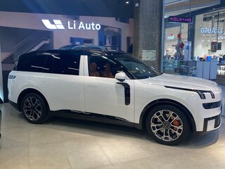 2025 Lynk & Co 900, белый, 8367000 рублей, вид 3