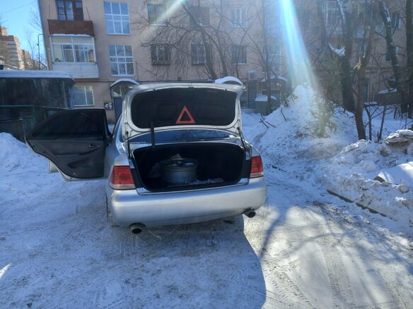 2005 Toyota Crown XII (S180), серебристый, 1240000 рублей - вид 1