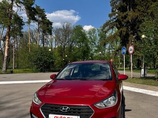 2018 Hyundai Solaris II, красный, 890000 рублей, вид 2